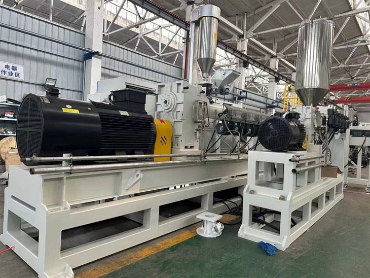 Линия за производство на дренажни тръби от HDPE